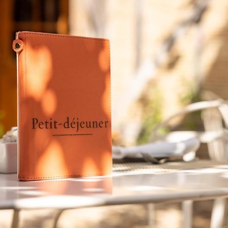 Le Champ Des Oiseaux Hotel & Spa Троа Екстериор снимка