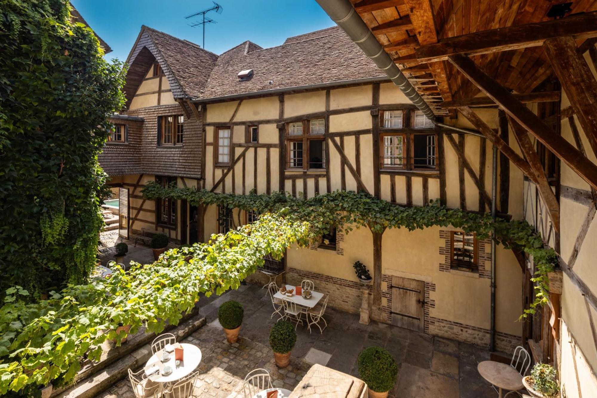 Le Champ Des Oiseaux Hotel & Spa Троа Екстериор снимка