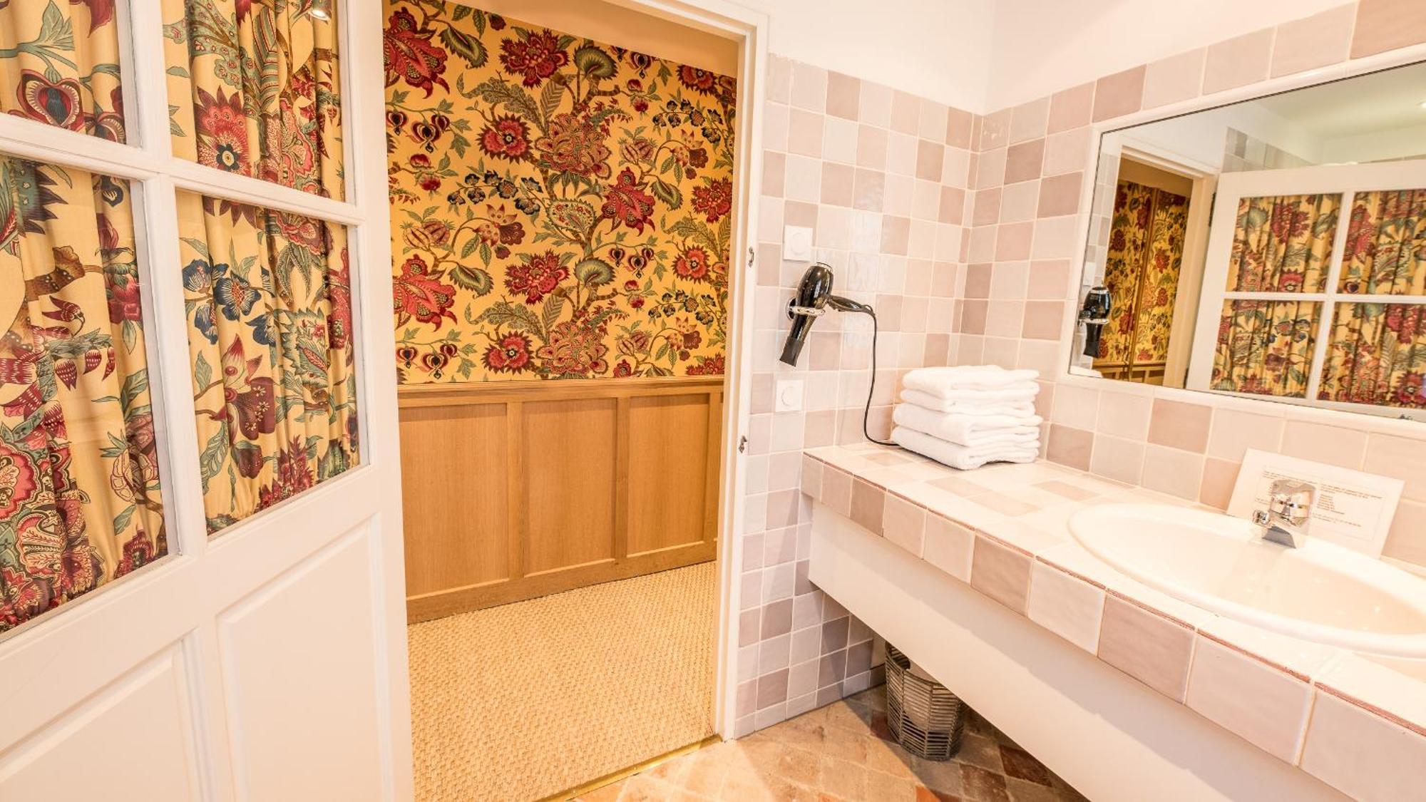 Le Champ Des Oiseaux Hotel & Spa Троа Екстериор снимка