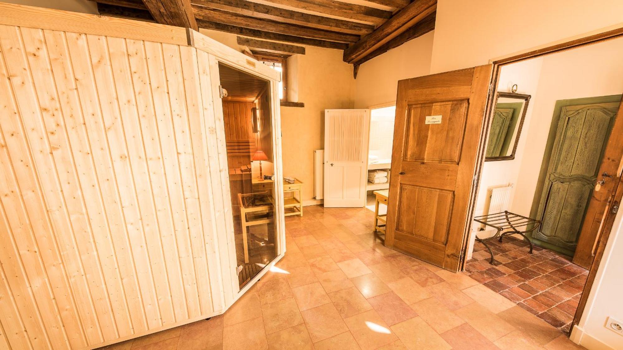 Le Champ Des Oiseaux Hotel & Spa Троа Екстериор снимка